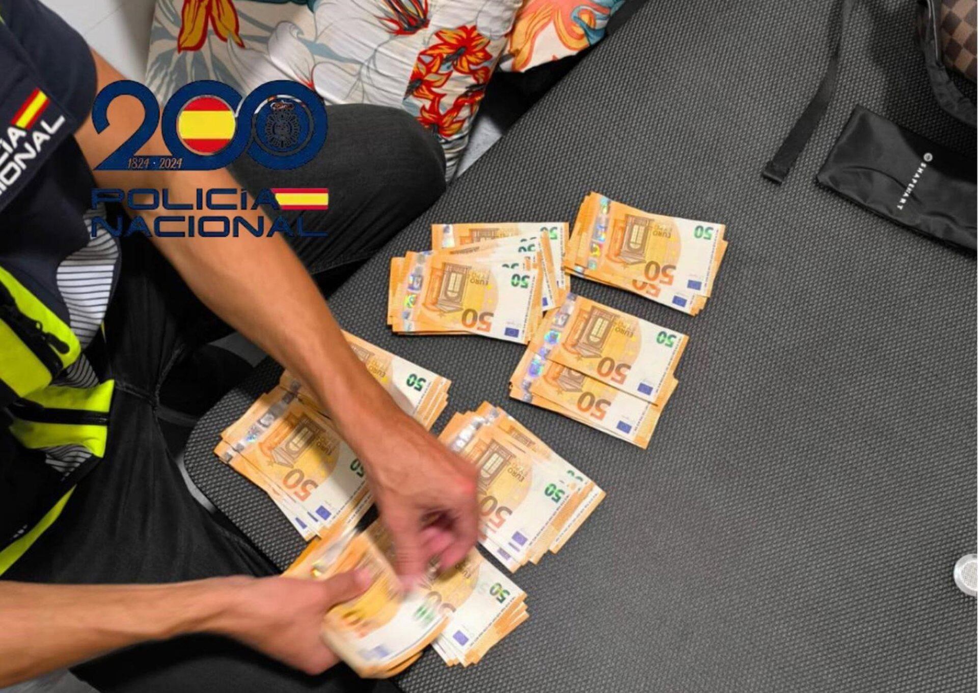 Dinero intervenido por la Policía Nacional, en el marco de dicha intervención.