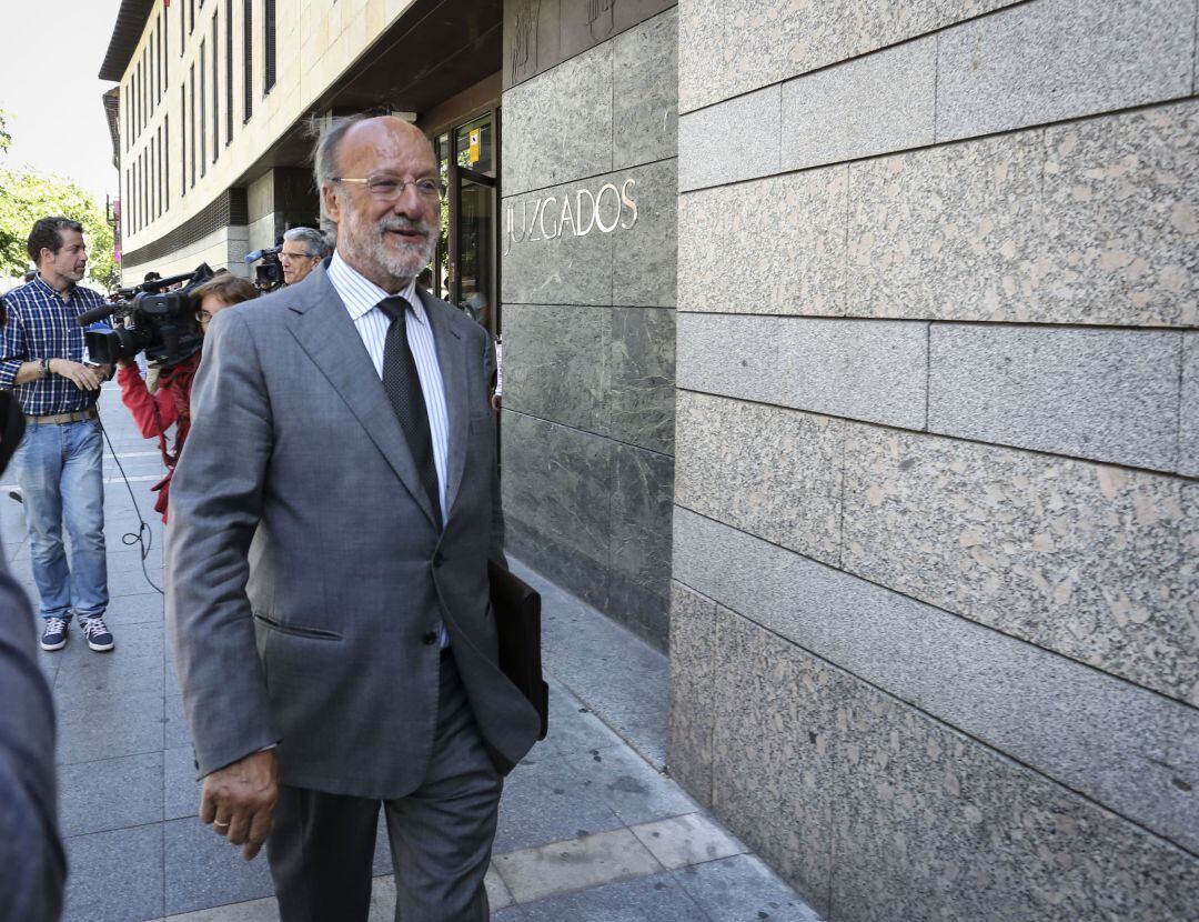 Javier León durante una de sus comparecencias ante los juzgados de Valladolid