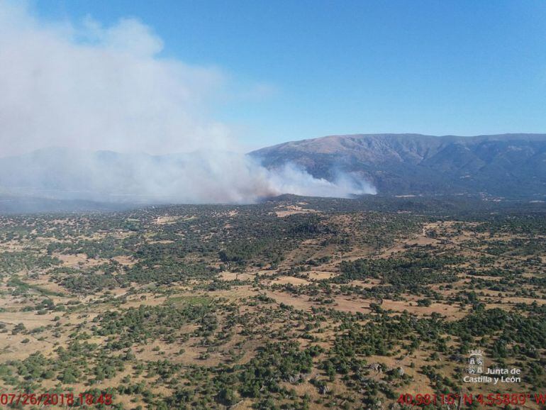 Los incendios de Casavieja y Navaluenga han obligado a declarar el Nivel 2 de peligrosidad