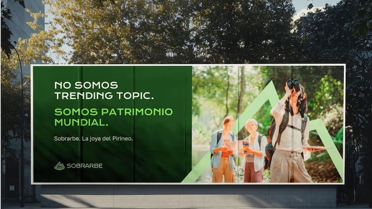 Entrevista a Oscar Encuentra, consejero de Turismo.