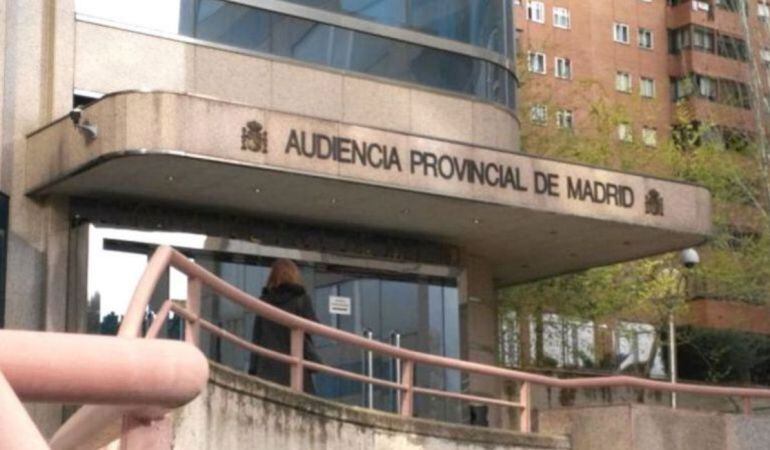 La Audiencia no considera que esté probado el abuso sexual contra una trabajadora de una empresa de limpieza