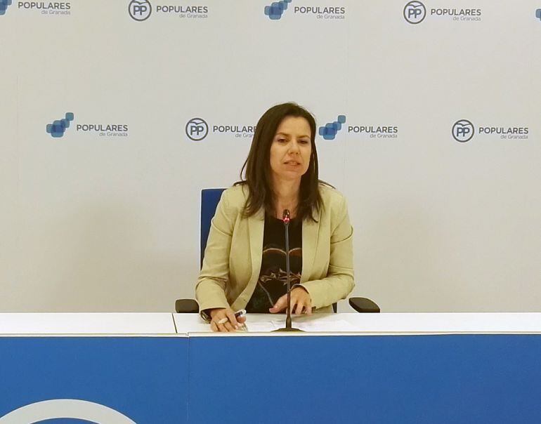 Foto de archivo de una rueda de prensa de Ana Vanessa García en la sede del PP de Granada