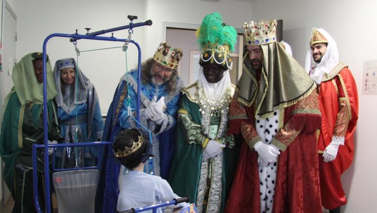Los Reyes Magos visitan La Fe