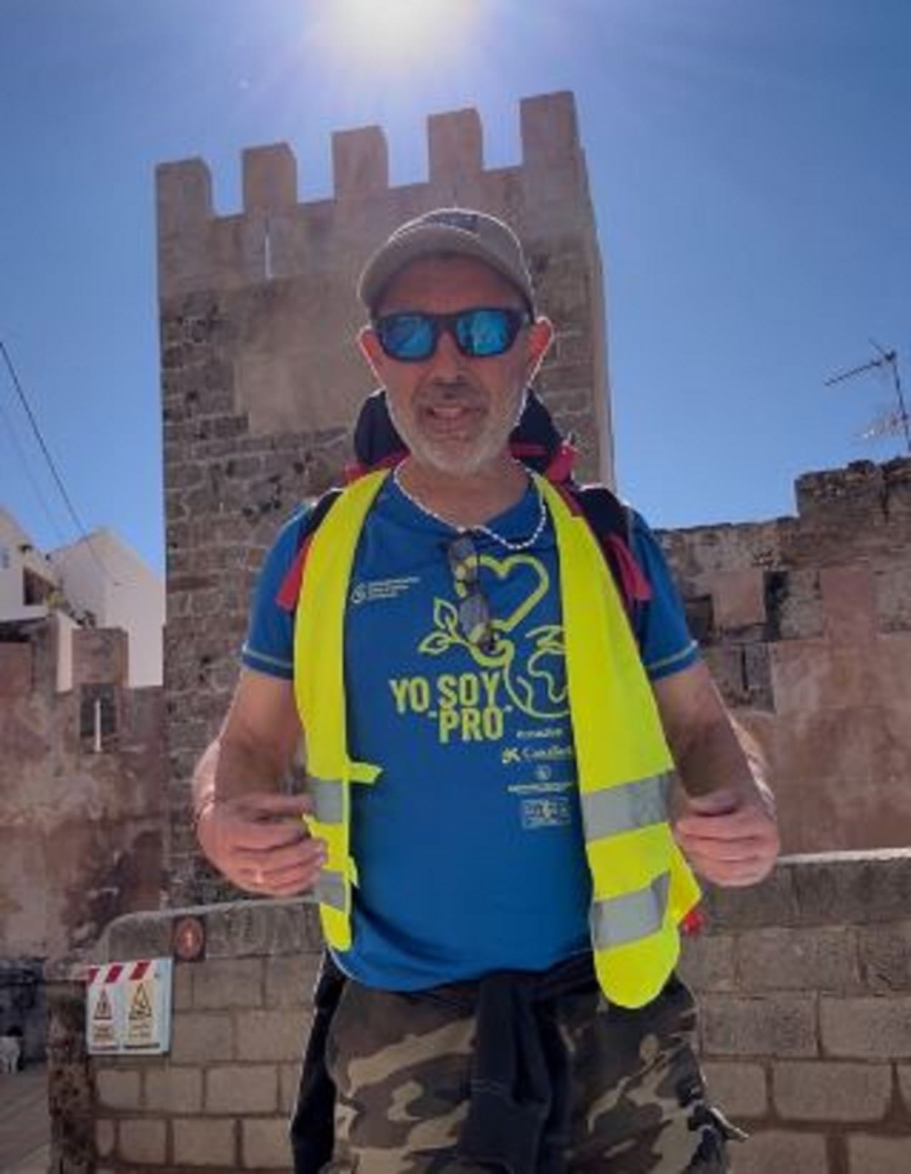 Víctor Benlloch en su Camino de Santiago y reto solidario a favor de la AECC.