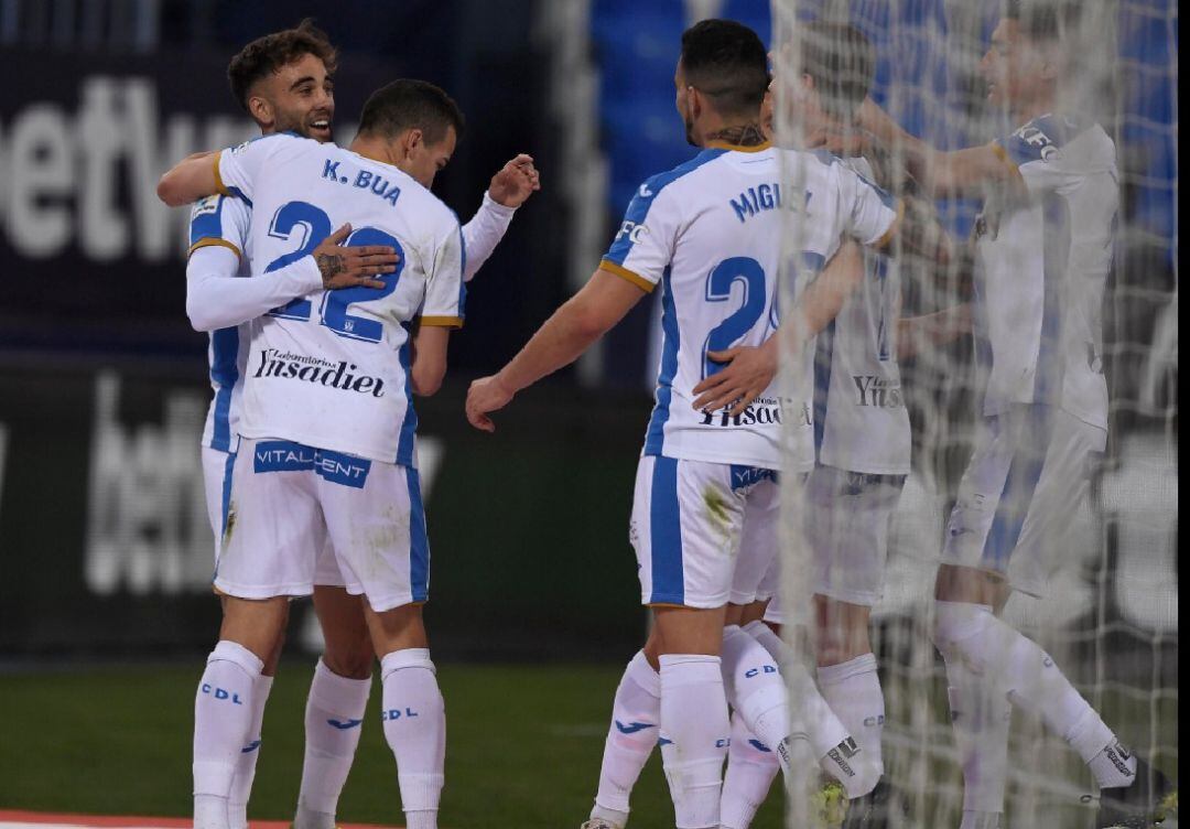 Los jugadores del Leganés celebran uno de los goles