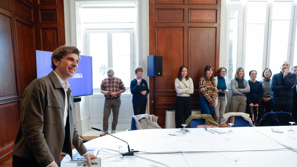 Jon Insausti promete "acelerar los proyectos" clave de San Sebastián antes de las elecciones municipales de 2027