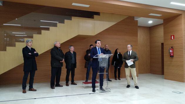 El alcalde, José María Bellido, durante su intervención en La Normal de Magisterio