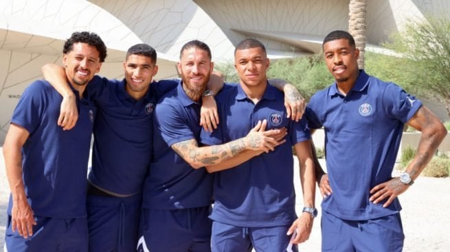 Marquinhos, Achraf, Ramos, Mbappé y Kimpembe, de izquierda a derecha, posan en Doha.