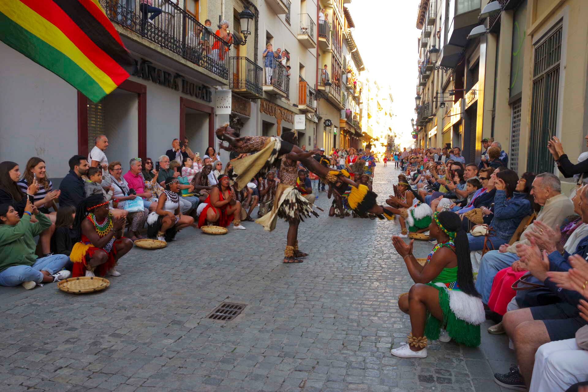 Zimbaue en el 52º Festival Folklórico de los Pirineos de Jaca