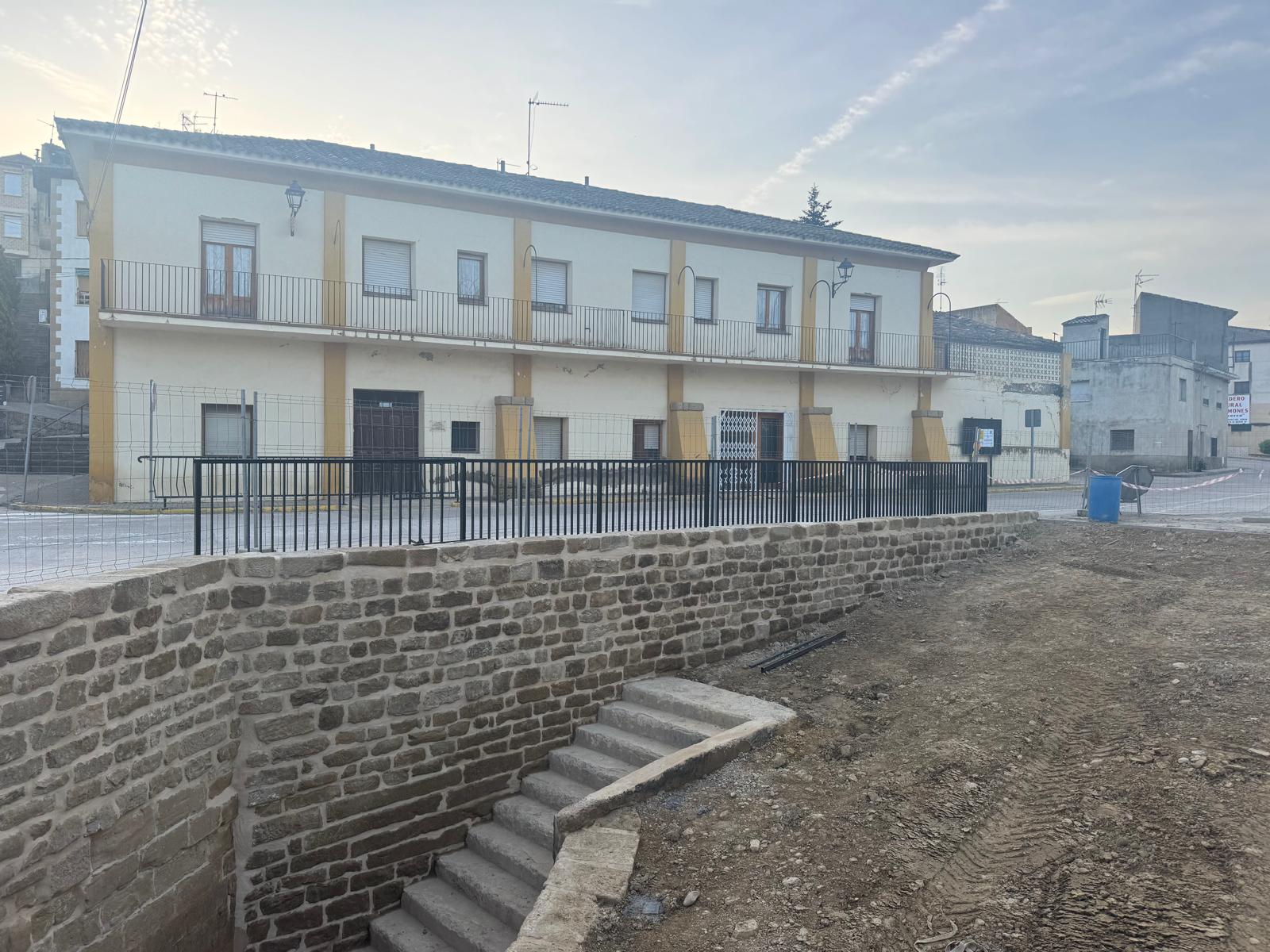 Biota, escaleras de  la fuente