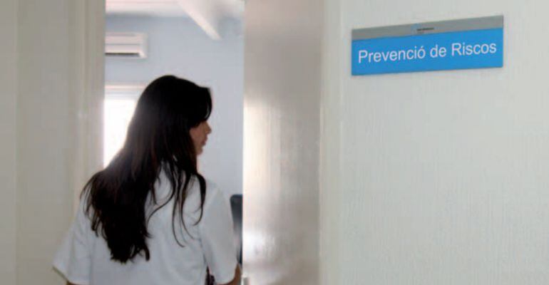 Les agressions, tant físiques com verbals, al personal sanitari es notifiquen a la unitat de prevenció de riscos