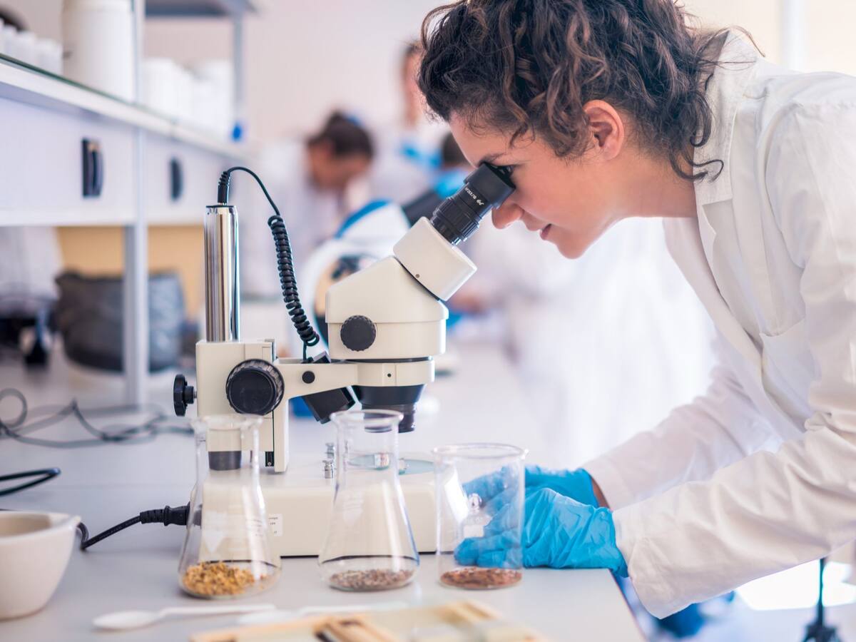 Las mujeres ingenieras lideran los proyectos europeos del CETEC para investigar sobre microplásticos