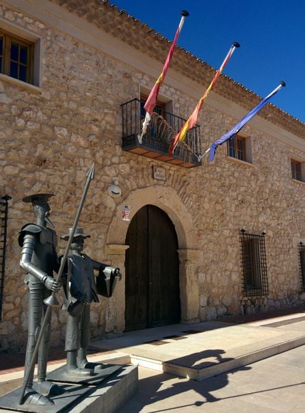 Ayuntamiento de El Pedernoso.