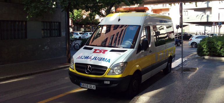 Una ambulància.