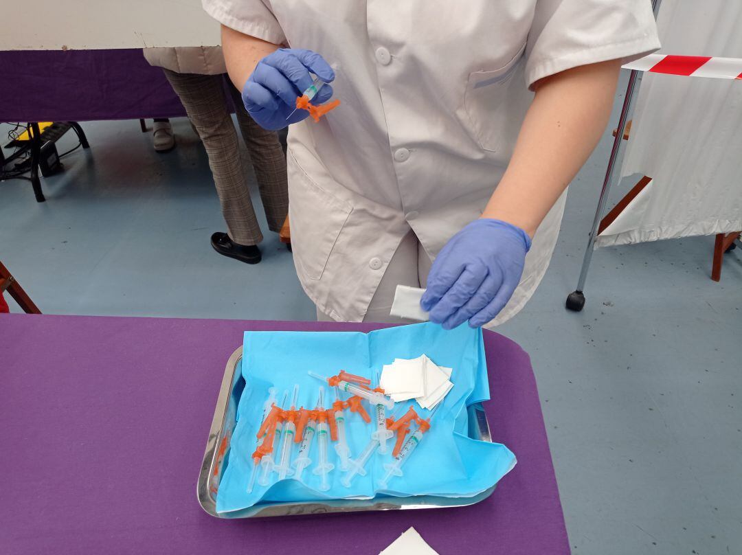 Prosigue el calendario de vacunación en palencia a merced de las dosis recibidas