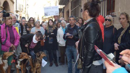 Manifestación contra el envenenamiento de perros.