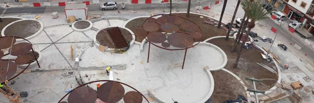 Obras de remodelación de la plaza Archiduque Carlos. 