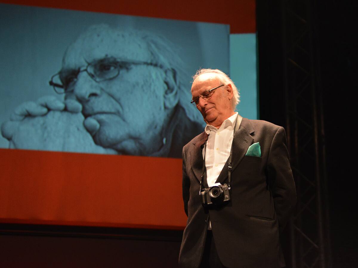 Saura se reconocía como 'oscense al cuadrado' cuando recogía el PREMIO RADIO HUESCA