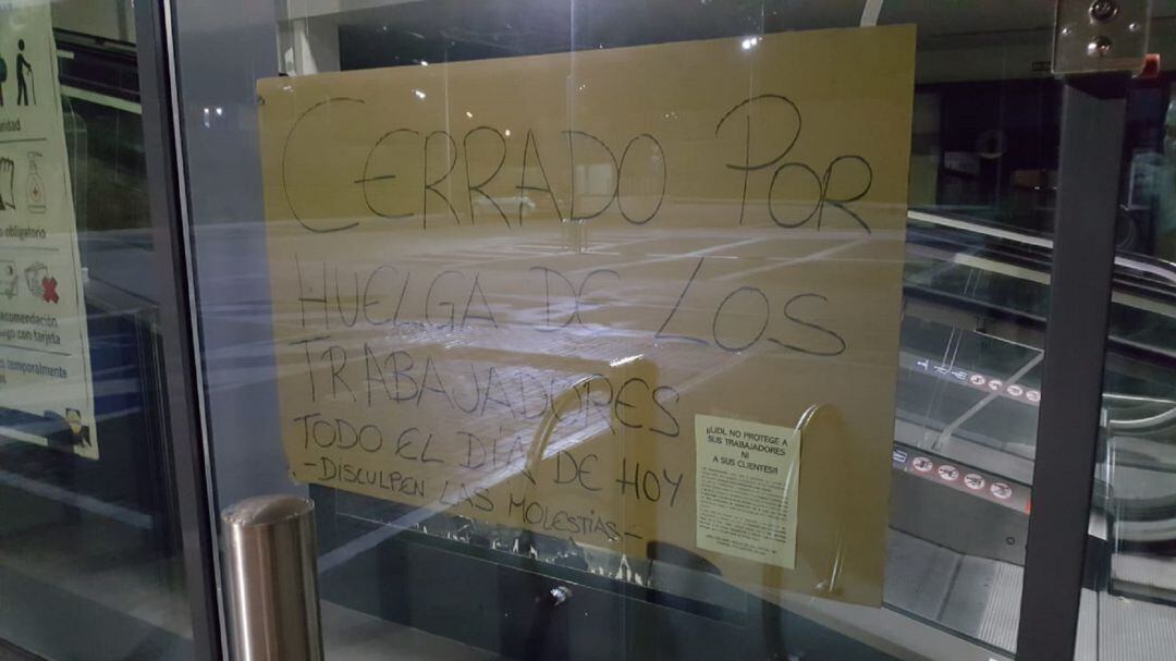 Cerrados por huelga los dos supermercados de Lidl en Segovia