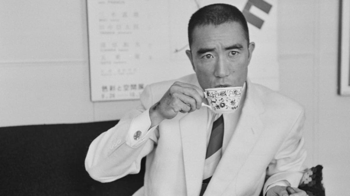 Criado por una abuela samurái: así fue la infancia más extraña de la literatura japonesa