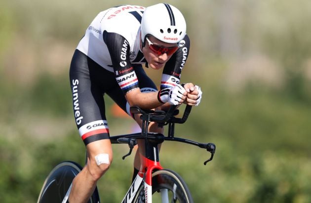 El ciclista holandés del equipo Sunweb, Wilco Kelderman, durante la contrarreloj individual, etapa decimosexta de la Vuelta Ciclista a España, con salida del Circuito de Navarra y meta en Logroño, con un recorrido de 40,2 kilómetros