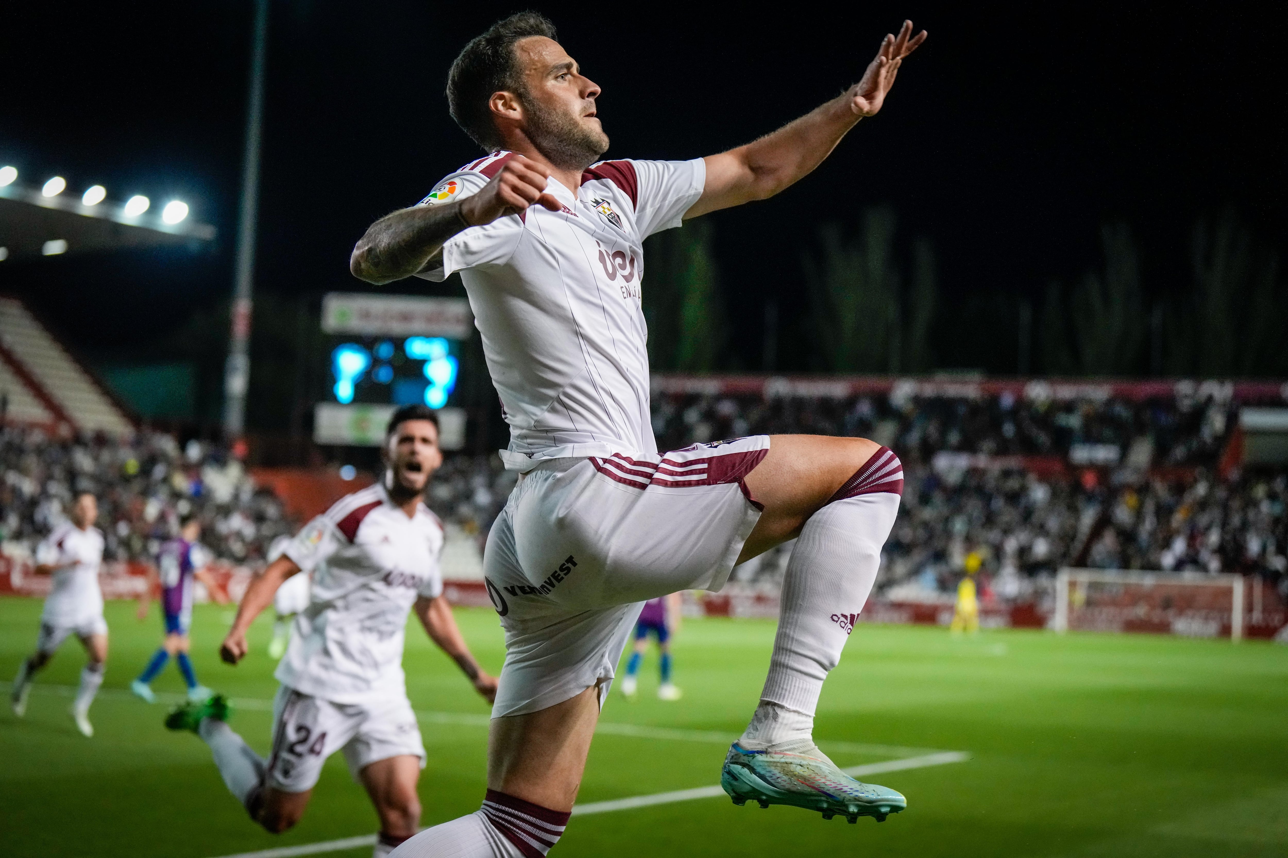 Higinio celebra su gol ante el Eibar