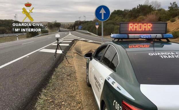 El vehículo circulaba a 181 km/h