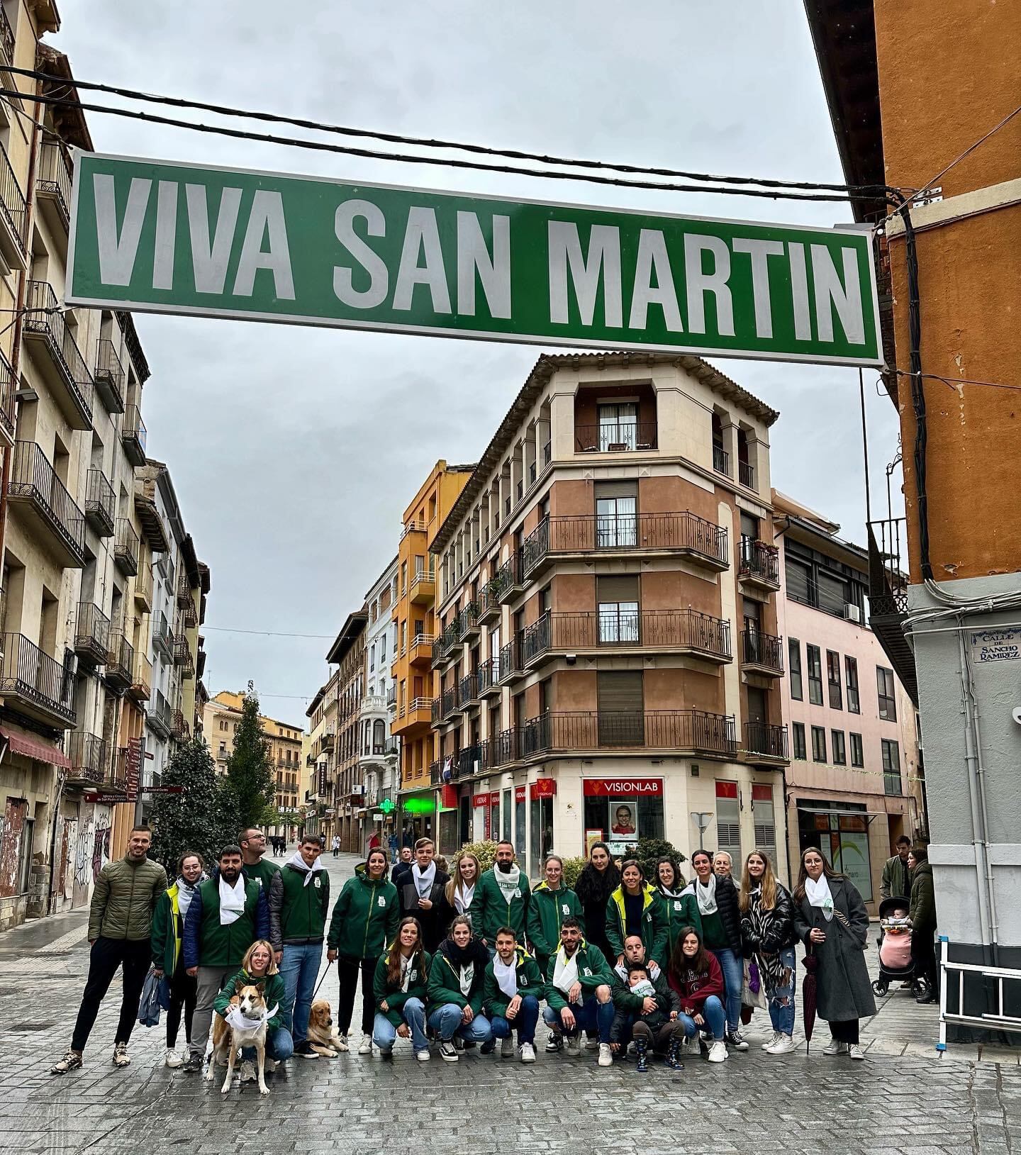 Ya se ha colocado el tradicional cartel de San Martín