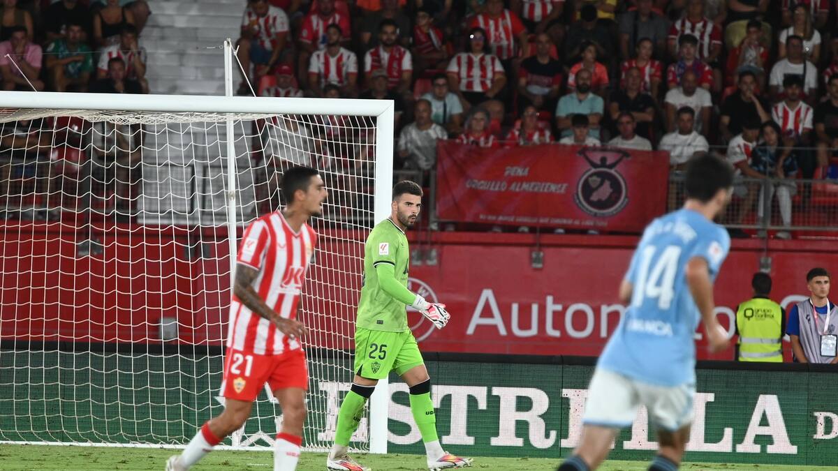 A por la primera portería a cero