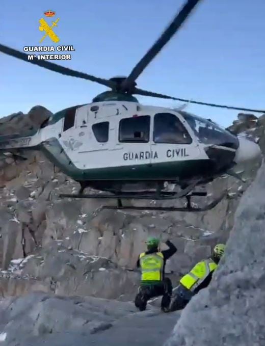 Rescate de la Guardia Civil en el Pirineo de Huesca