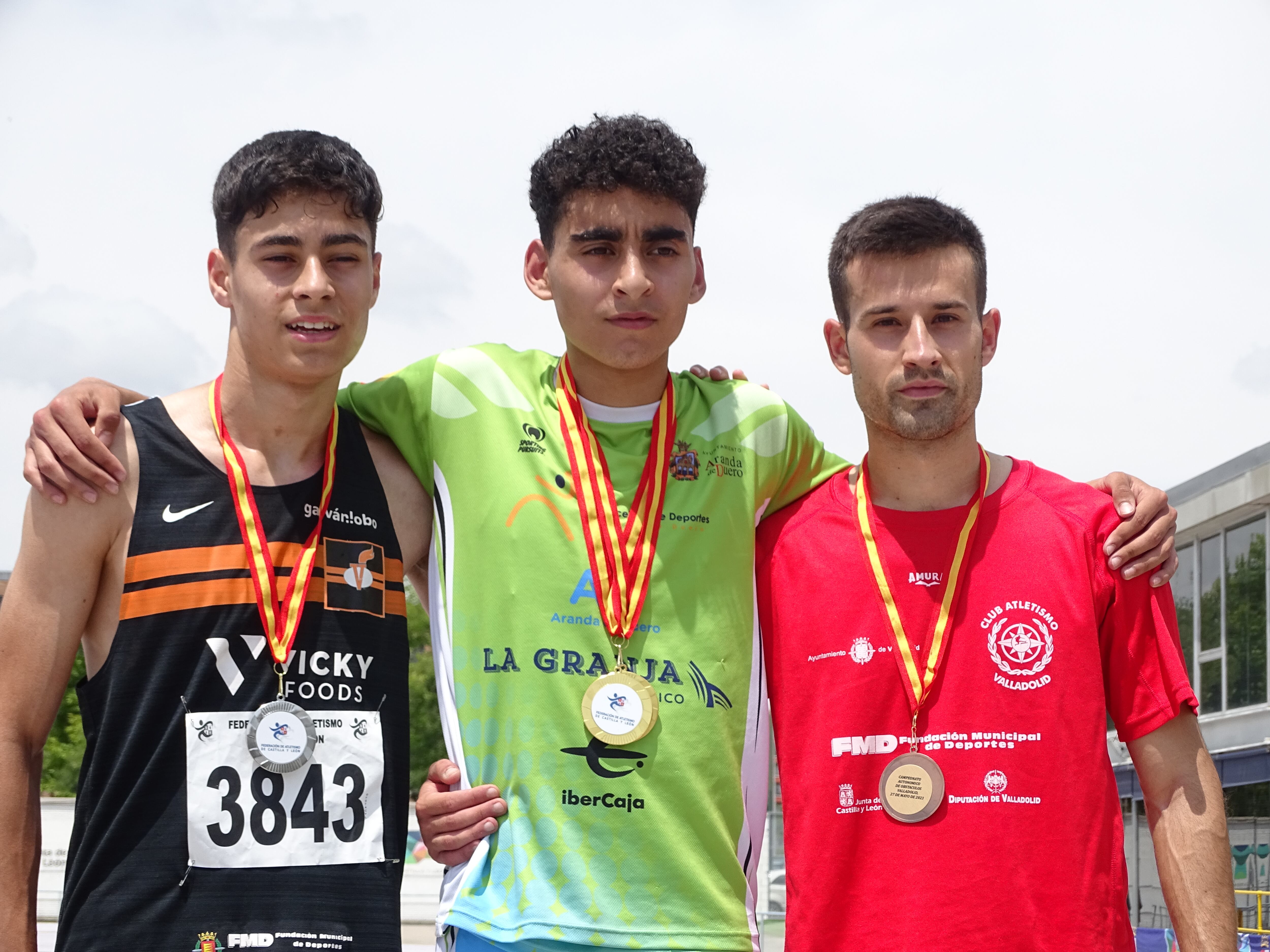 Souffiane Tribak con el Oro Absoluto en el 3.000 metros obstáculos del Autonómico -9:30.69-.