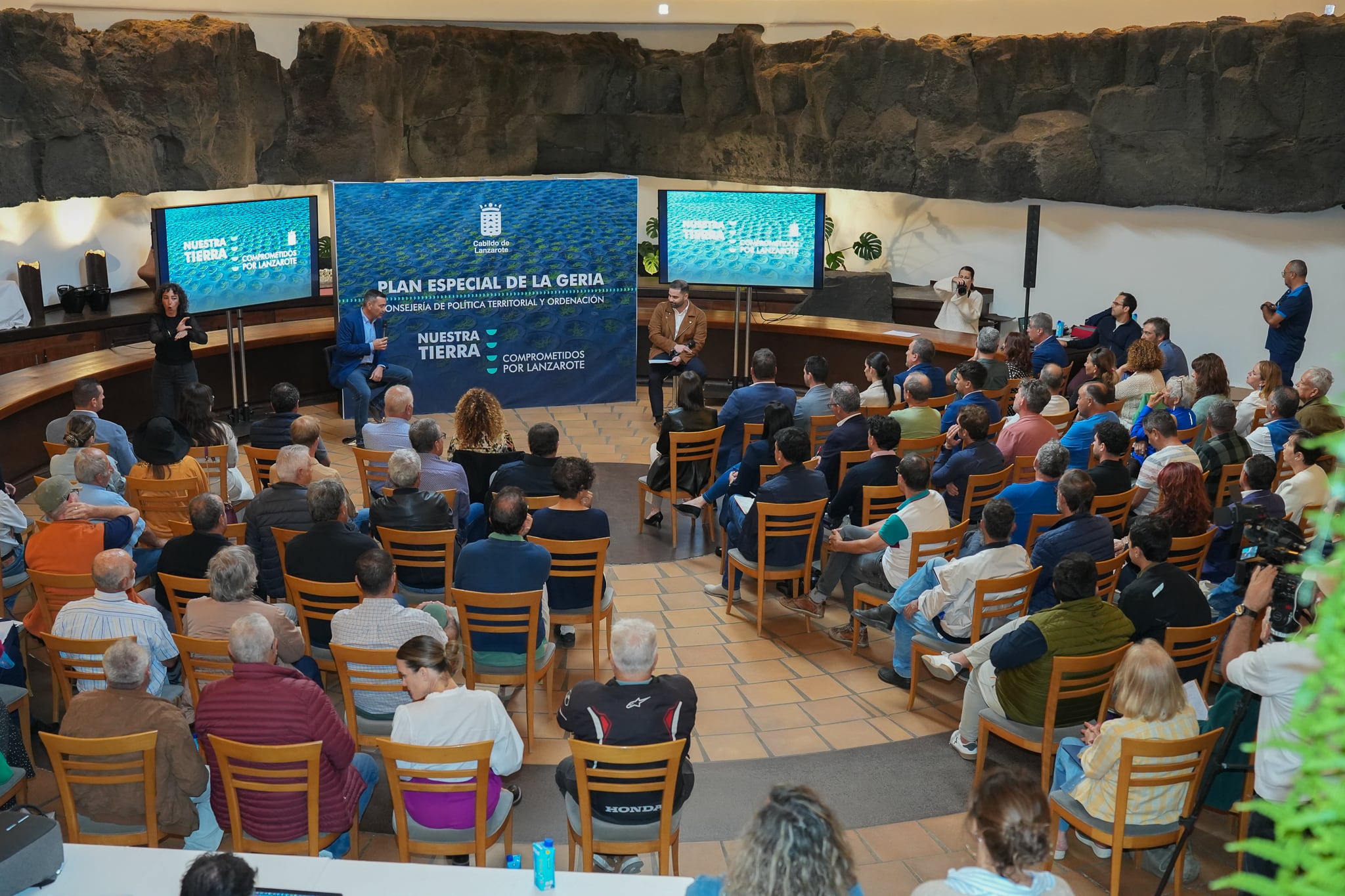 Presentación del Plan Especial de La Geria por parte del Cabildo de Lanzarote.