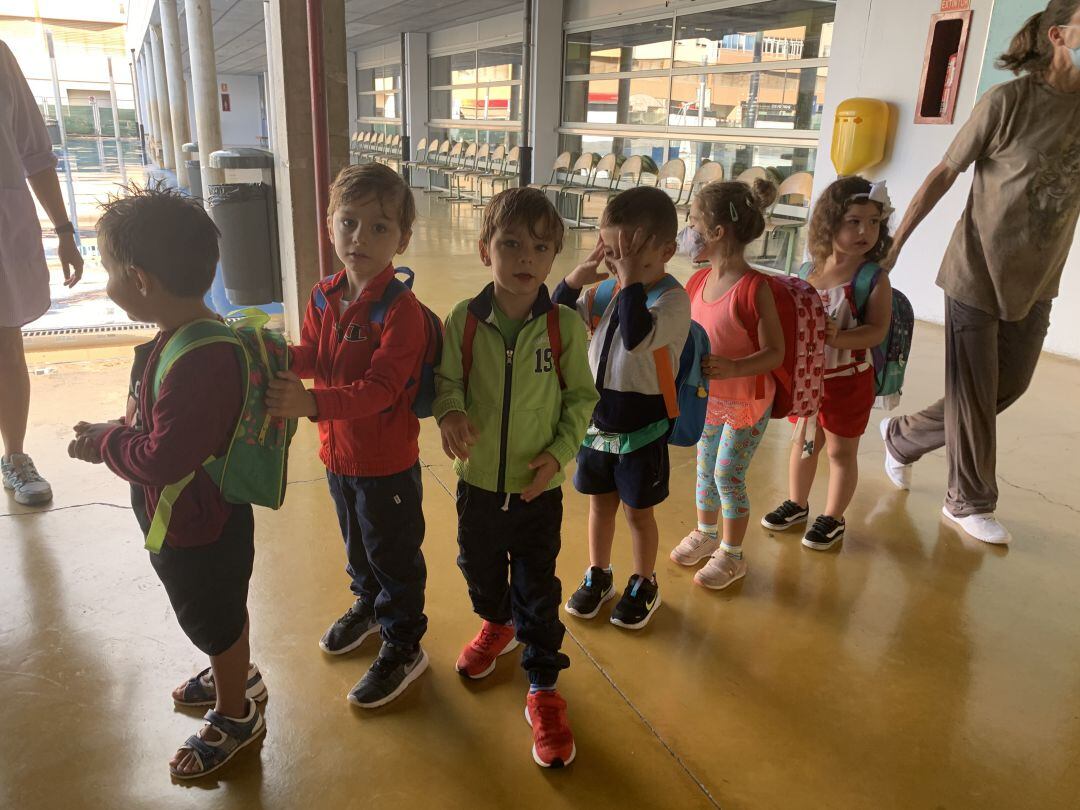 Alumnos de un colegio de Vila en el inicio de curso