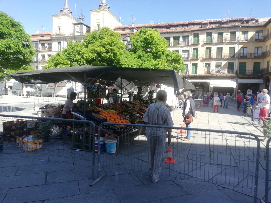 Apertura mercado en la Plaza Mayor