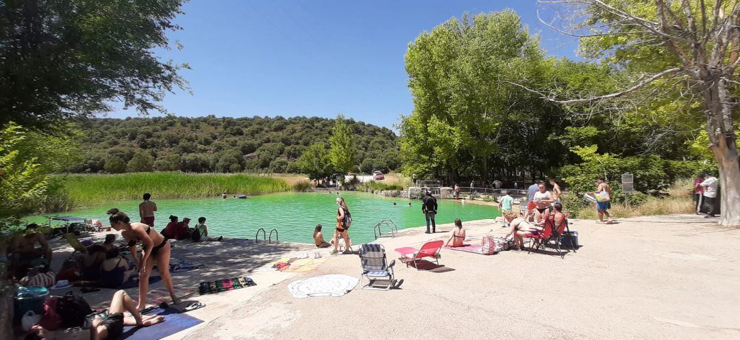 Imagen de una de las lagunas de Ruidera, en el mes de junio