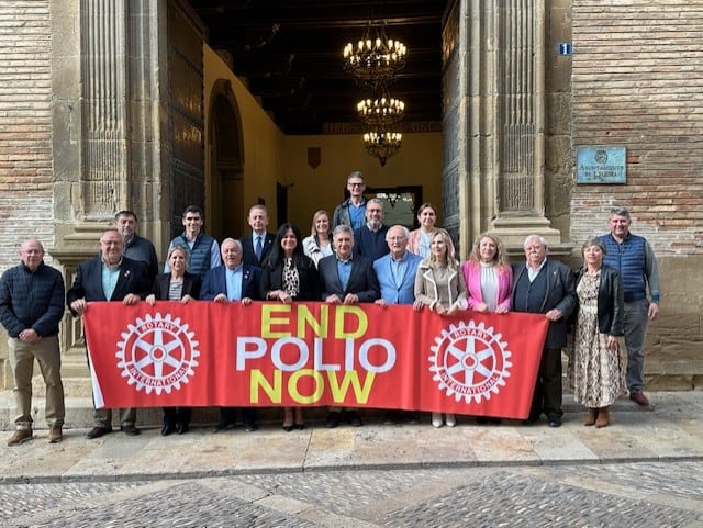 Concentración Rotary Club en Huesca para concienciar sobre la &#039;Polio&#039;