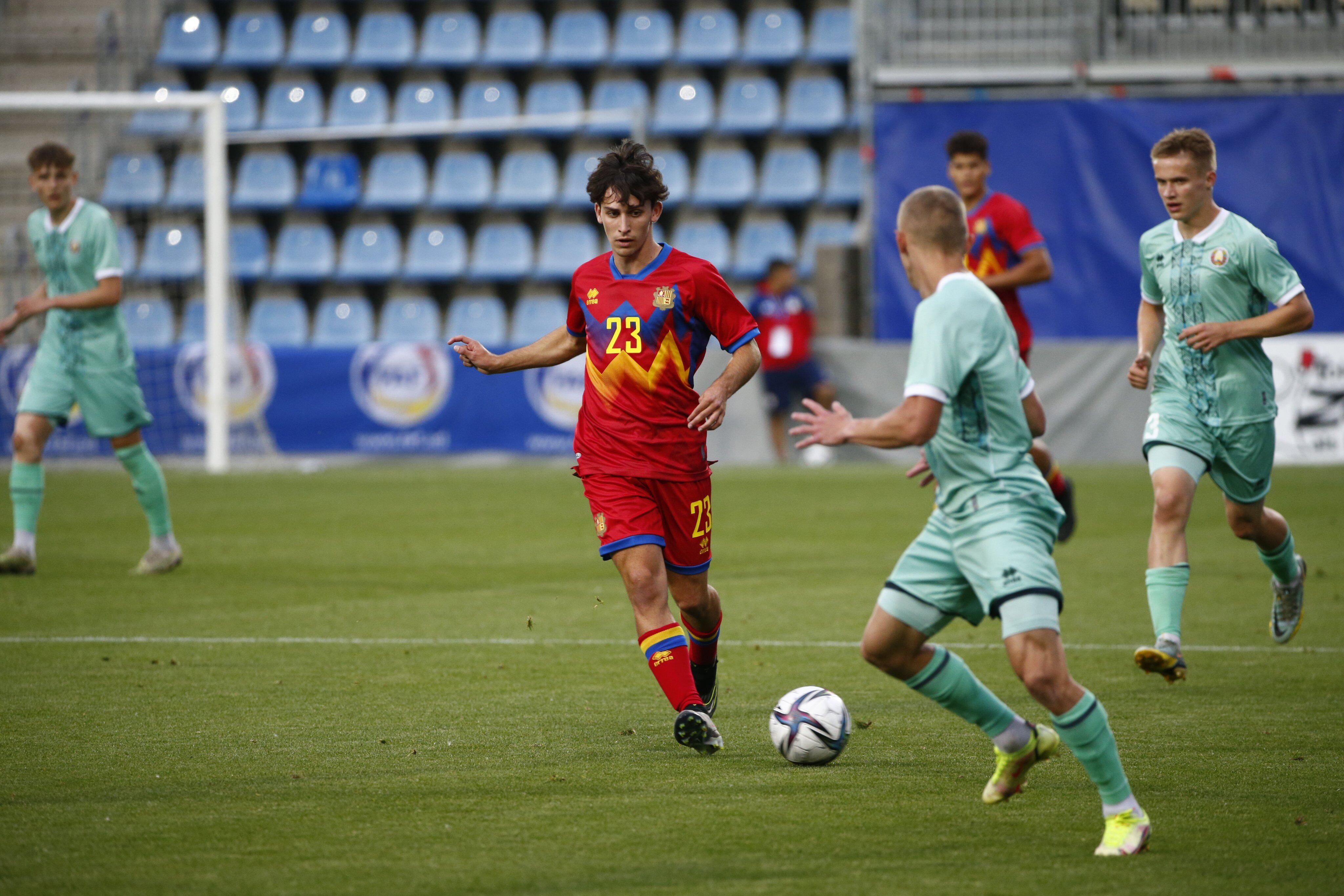 La selecció sub21 continua invicta al preeuropeu després d'empatar ahir a l'Estadi Nacional contra Bielorússia.