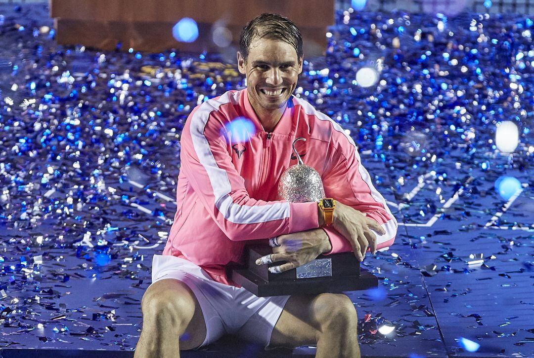 Rafa Nadal celebra su victoria en Acapulco.