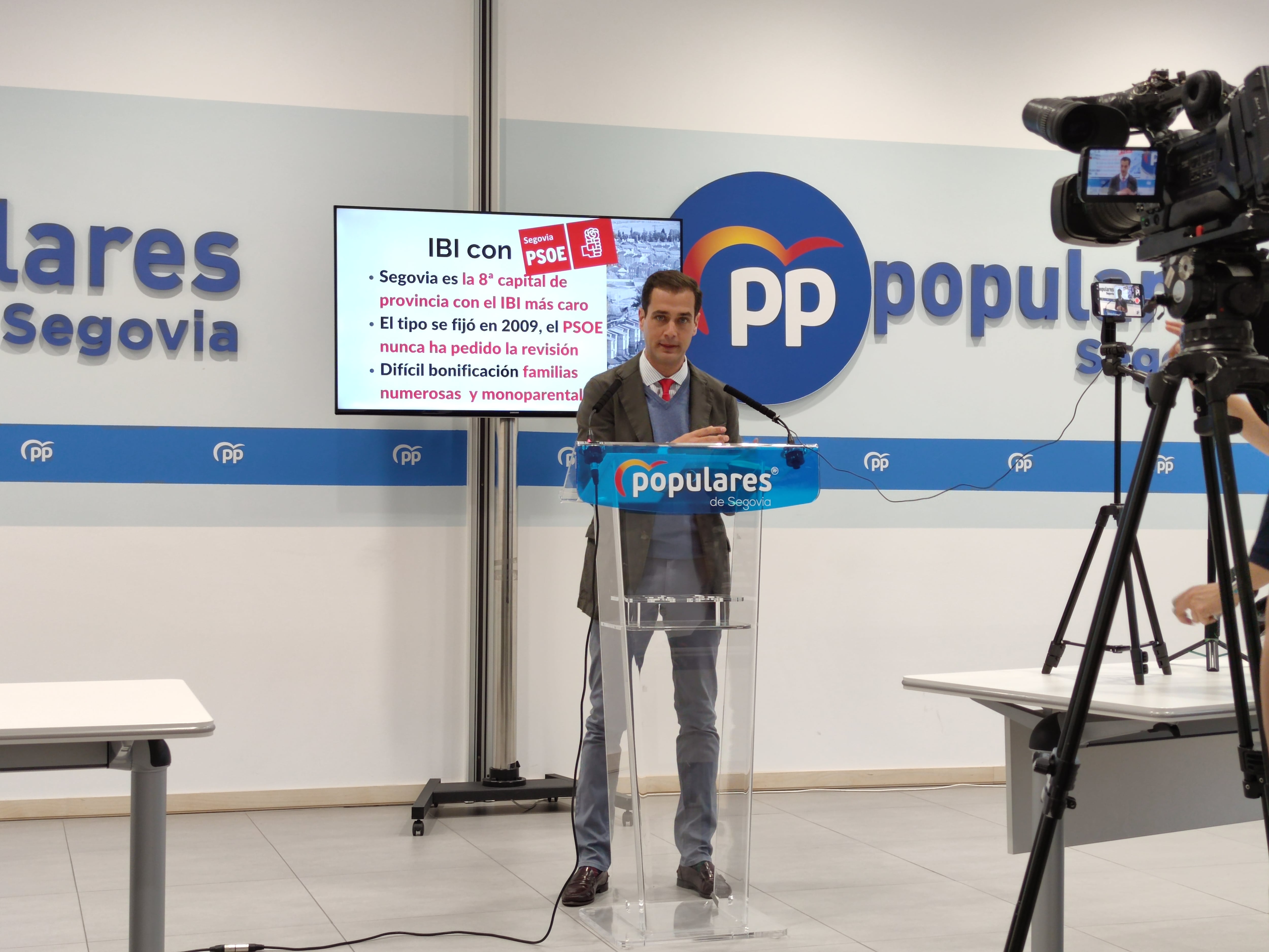 Pablo Pérez, portavoz del PP en el Ayuntamiento de Segovia, en rueda de prensa