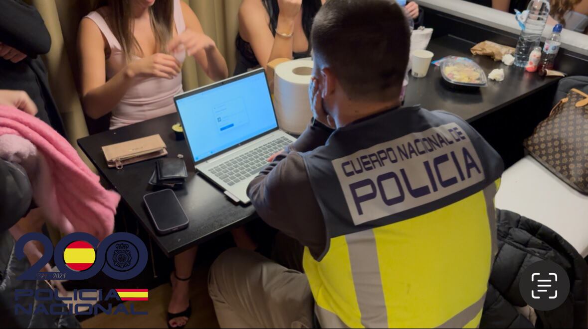 La Policía Nacional ha desarticulado una organización criminal dedicada a la trata de mujeres para su explotación sexual, en una operación en la que han sido arrestadas cinco persona, y se ha liberado a cuatro víctimas