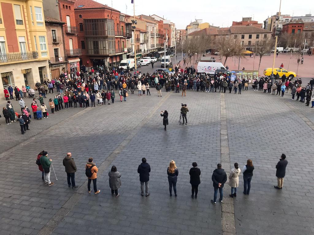 Concentración realizada en Medina del Campo con motivo del asesinato de Borja P. G.