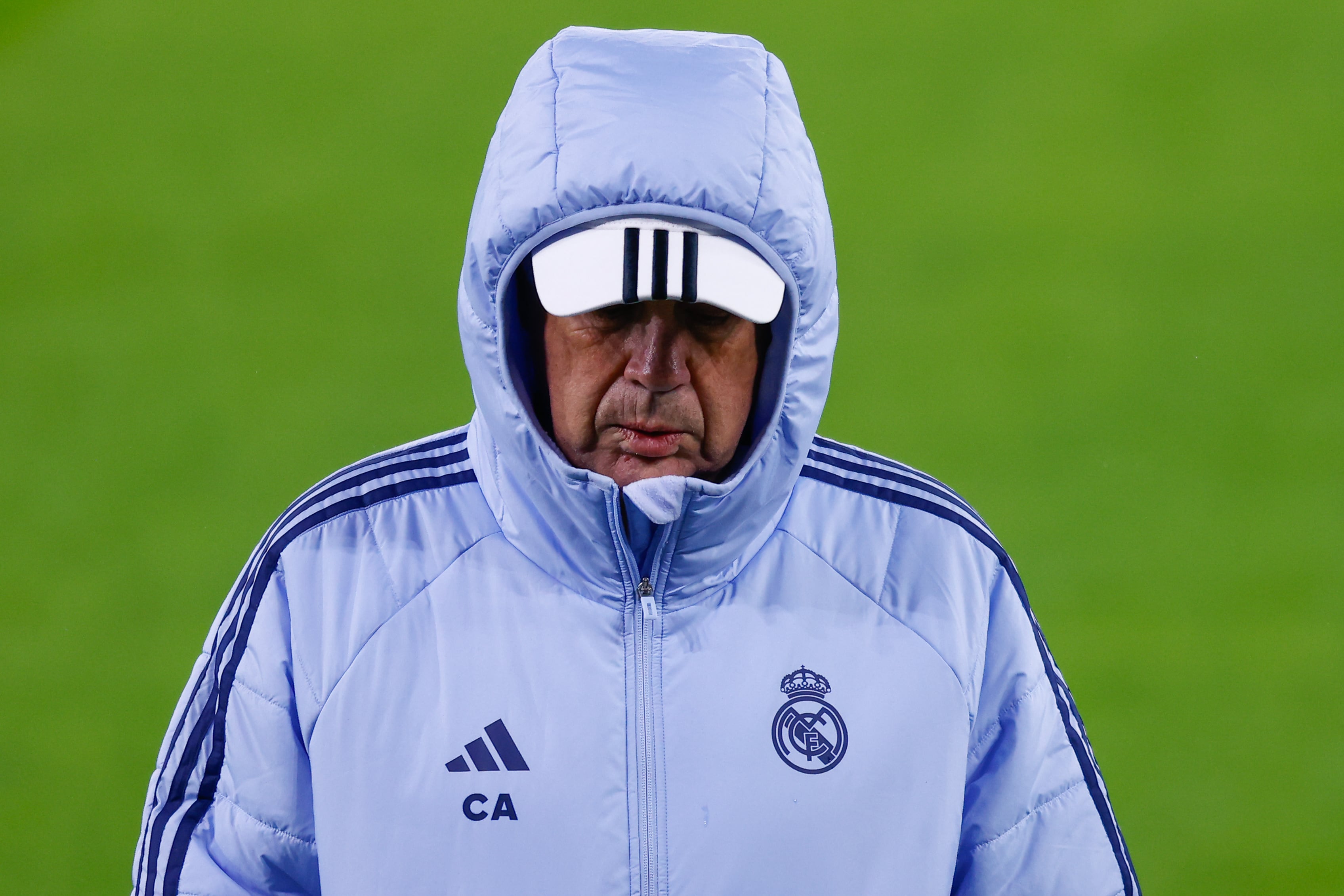 Carlo Ancelotti dirige el entrenamiento el Real Madrid en el Etihad Stadium