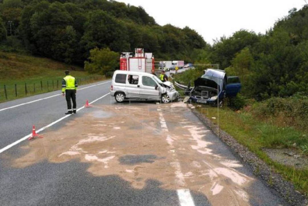 Uno de los accidentes ocurridos en la N-121-A 