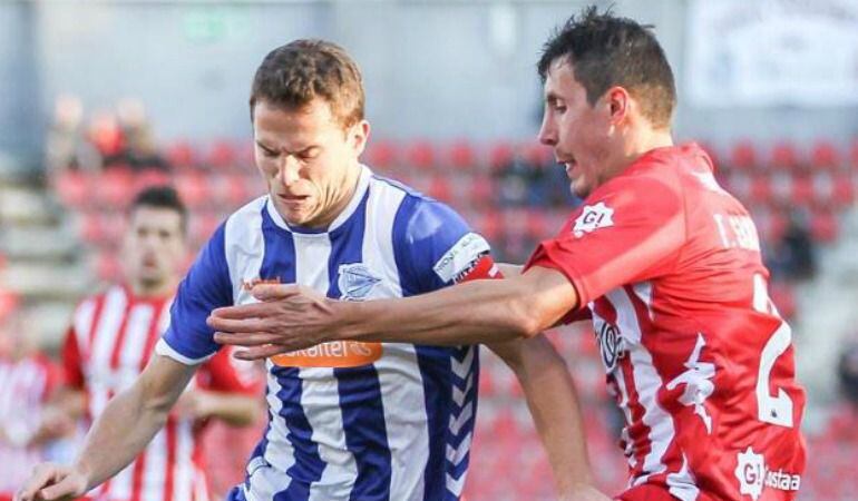 Jagoba Beobide ejerció de capitán en el Deportivo Alavés.