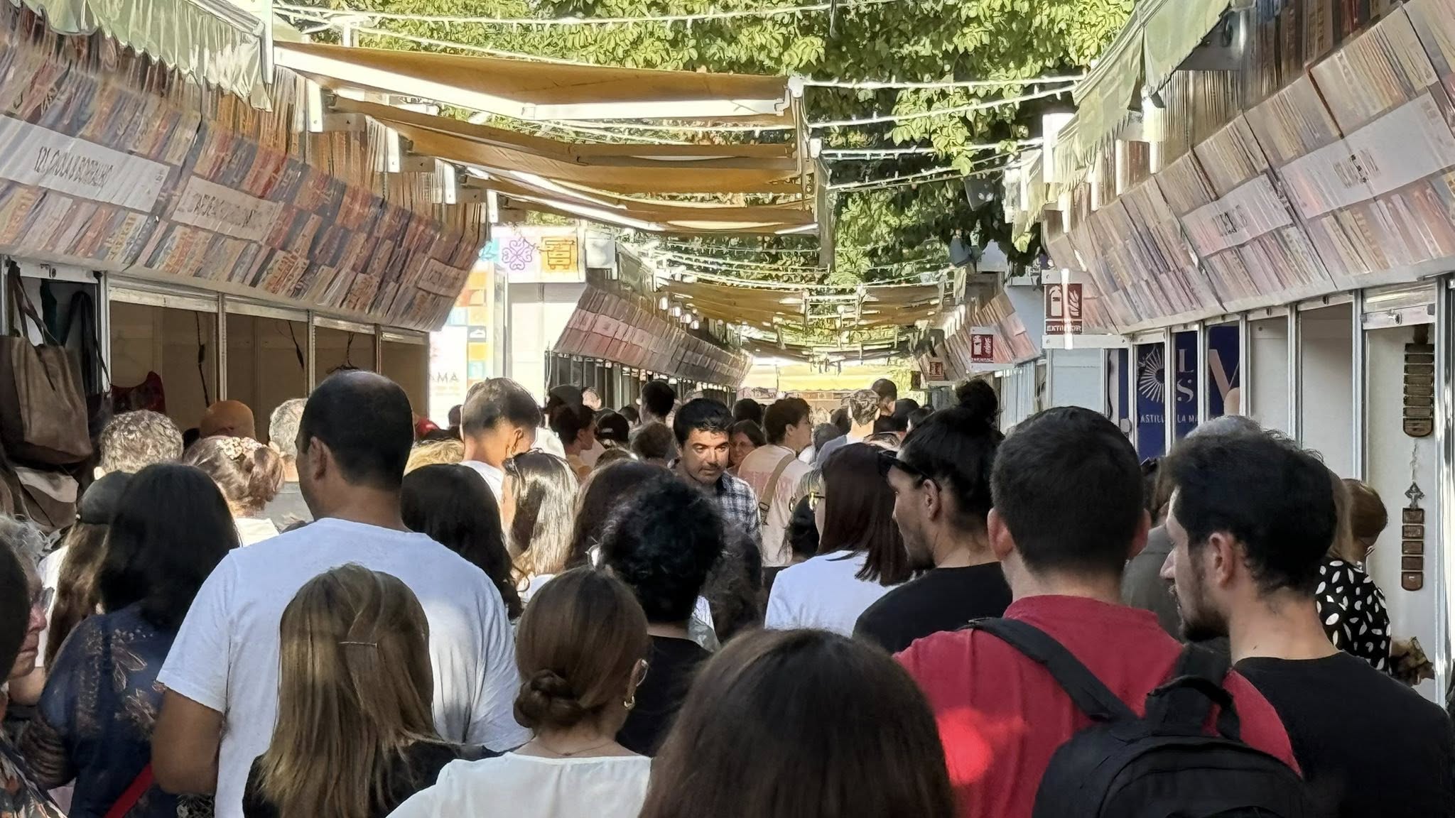 Gran afluencia de público en FARCAMA, durante el fin de semana, en el Paseo de Recaredo de Toledo
