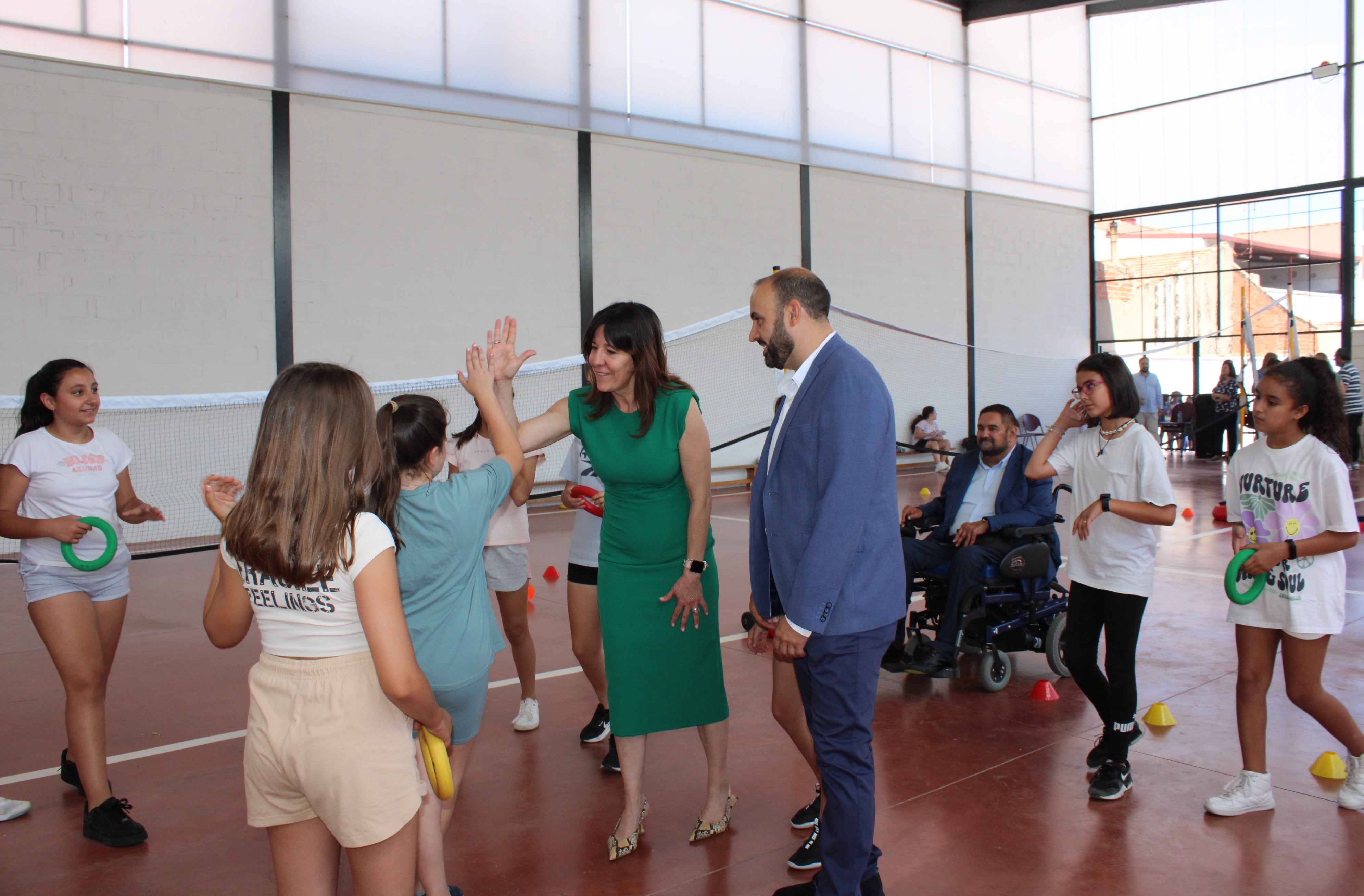 Blanca Fernández y Jesús Manuel  Ruíz, en el CEIP Rodríguez Marín