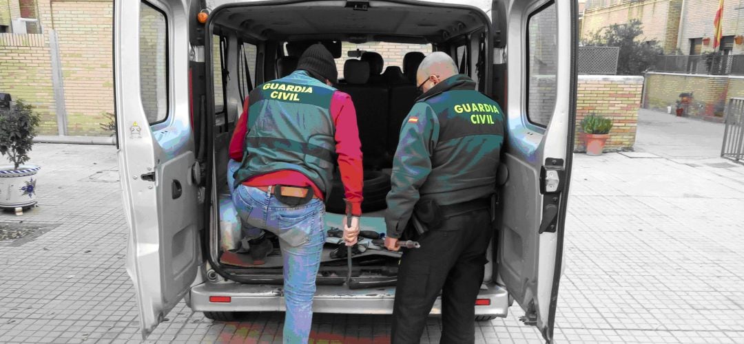 Vehículo utilizado por los seis detenidos para ambos intentos de robo.