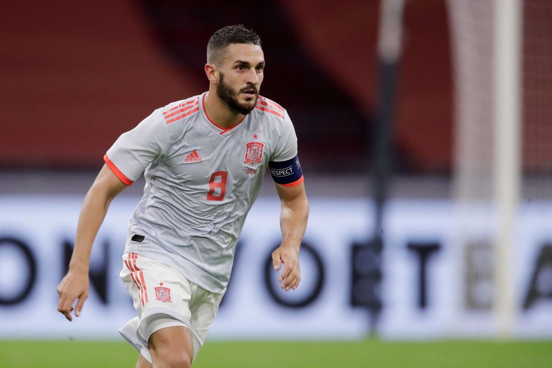 Koke durante un partido con la Selección Española