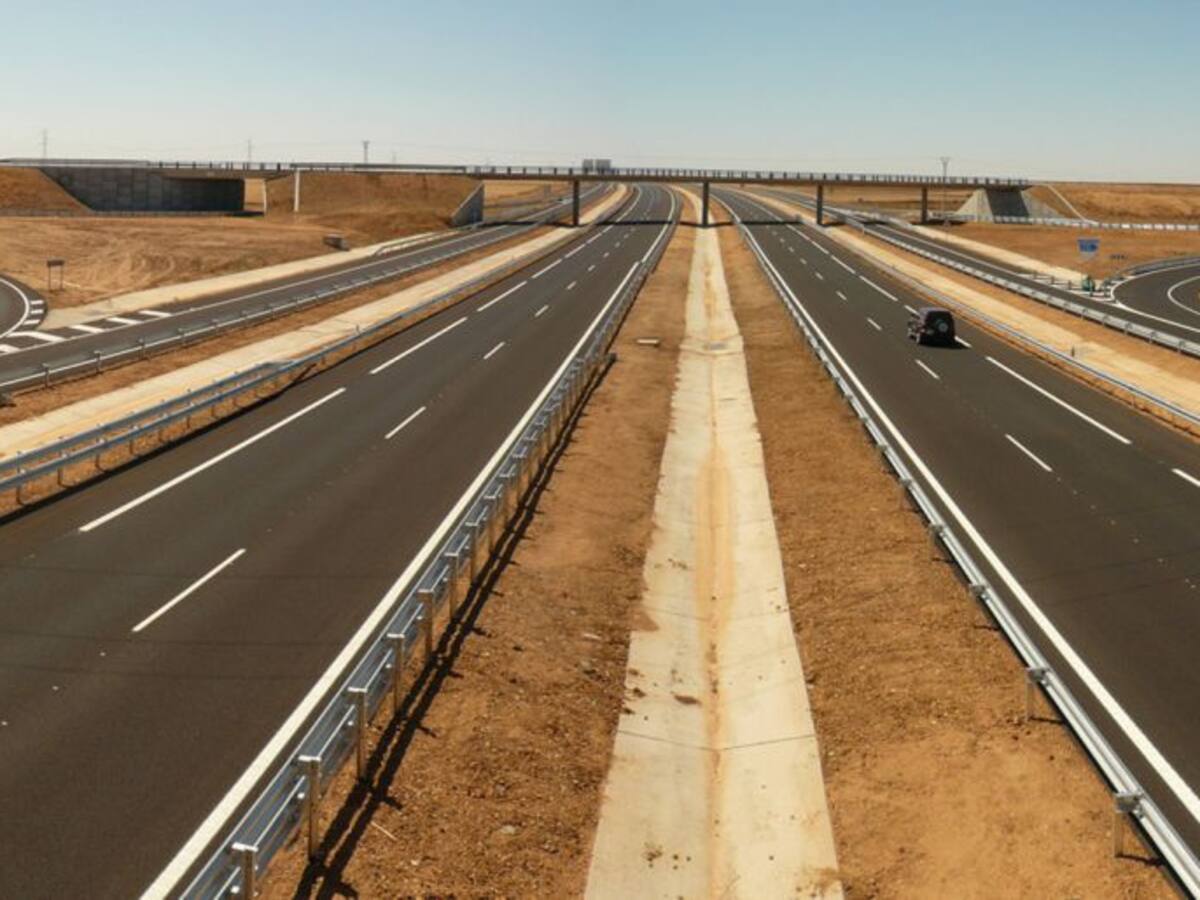 Herido el conductor de un tráiler en un accidente en la A-67