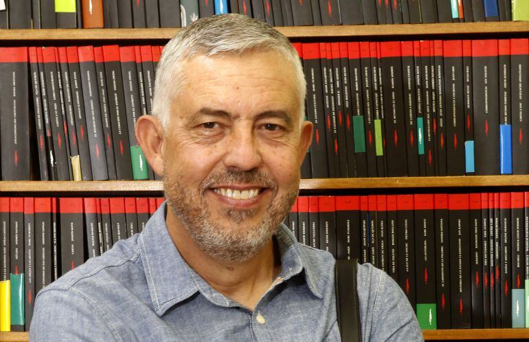 Pepe Belmonte, catedrático de Literatura de la UMU.